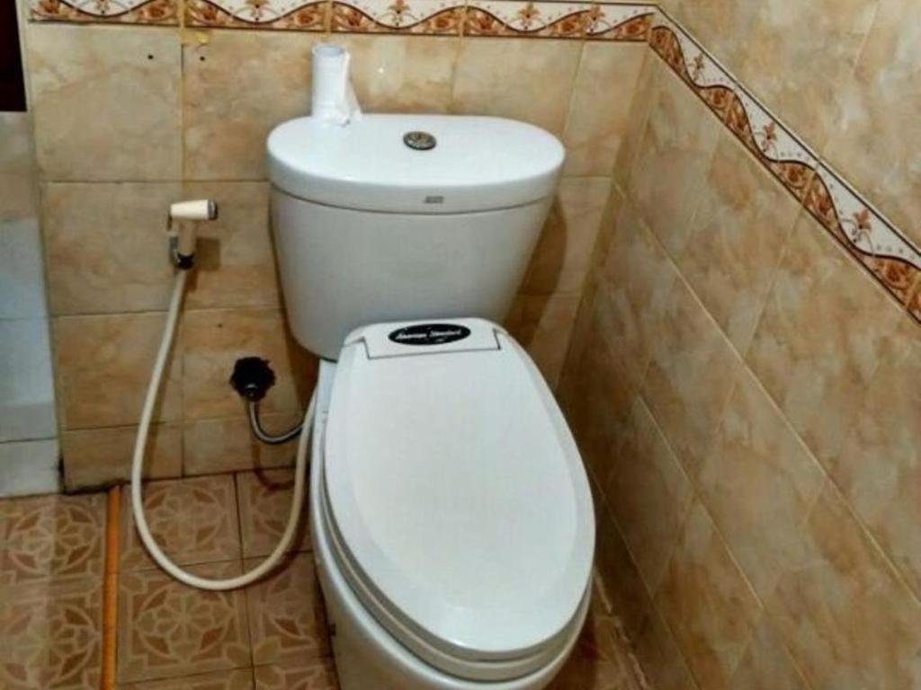 Edotel Minangkabau Padang  Buitenkant foto